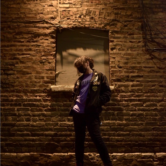 Meet your Posher, Jaxi - Picture 1 of 1